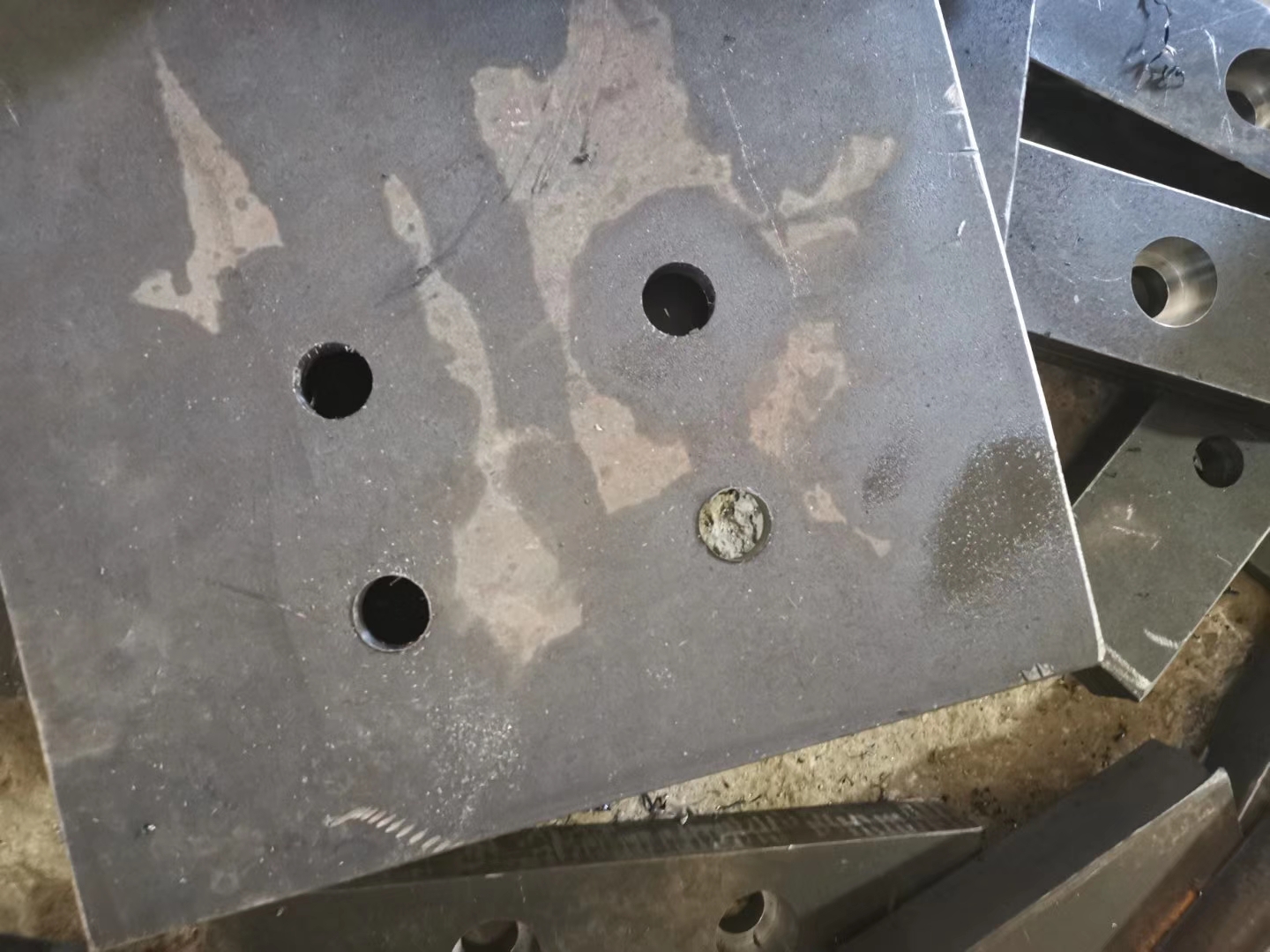 合肥5毫米漣鋼nm360耐磨板：價格才有支撐力度